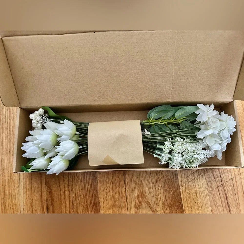 NEW Ling's Moment Artificial Greenery Stems Box